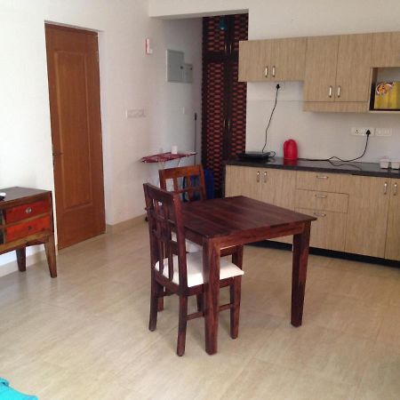 Studio And One Bedroom Apartment In Riviera Sapphire, Сіолим Екстер'єр фото
