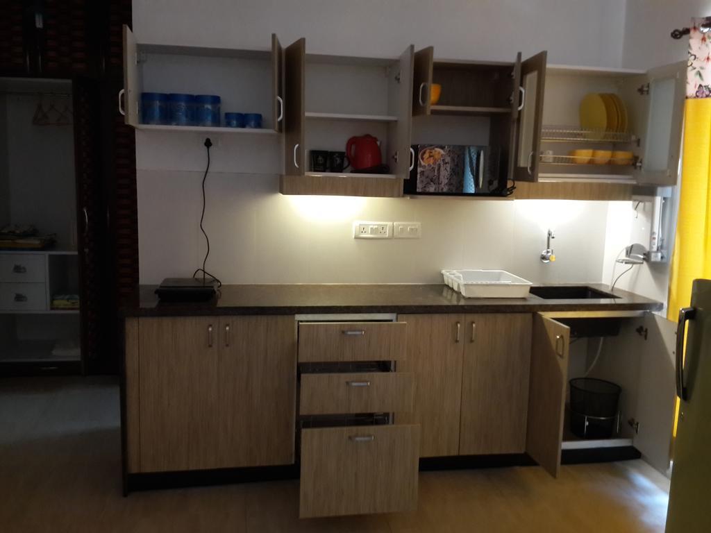 Studio And One Bedroom Apartment In Riviera Sapphire, Сіолим Екстер'єр фото